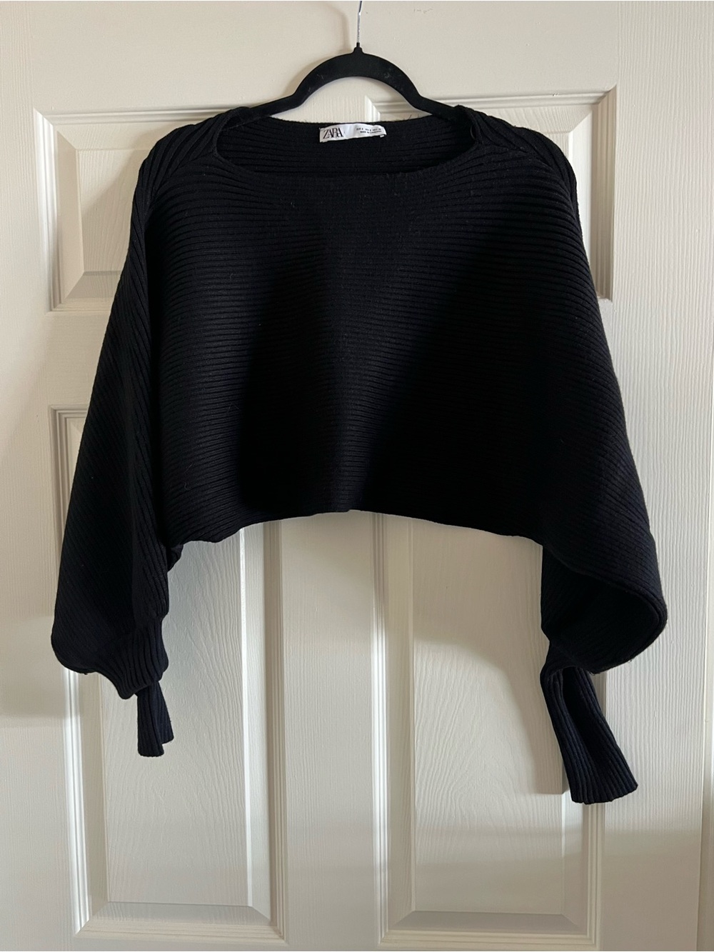 Zara Black Cropped Ribbed Sweater
